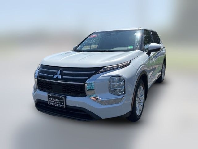 2025 Mitsubishi Outlander ES