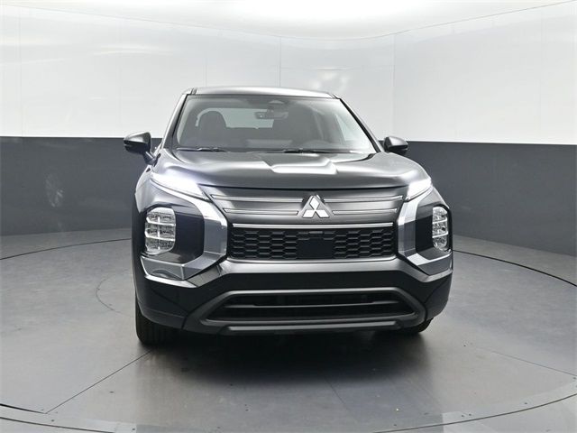 2025 Mitsubishi Outlander ES