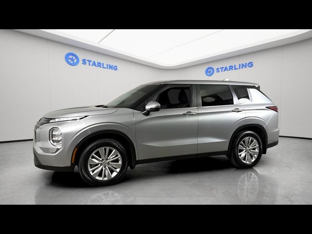 2025 Mitsubishi Outlander ES