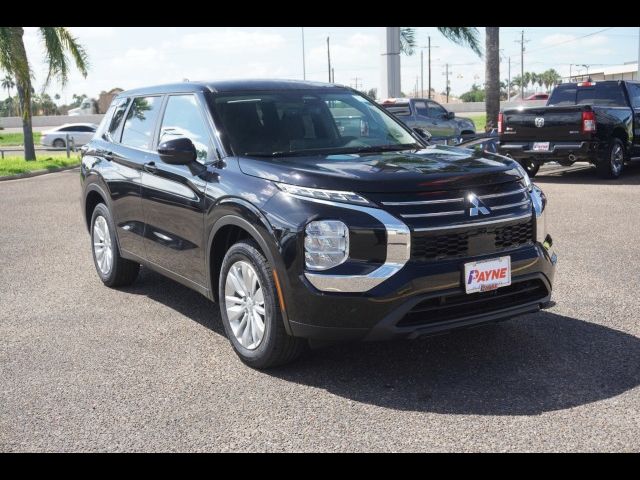 2025 Mitsubishi Outlander ES