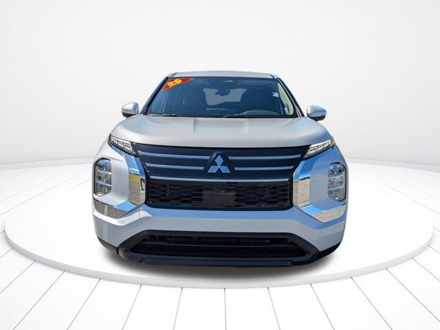 2025 Mitsubishi Outlander ES