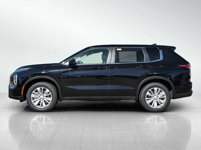2025 Mitsubishi Outlander ES