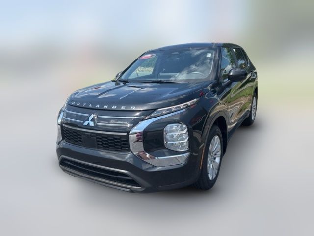 2025 Mitsubishi Outlander ES