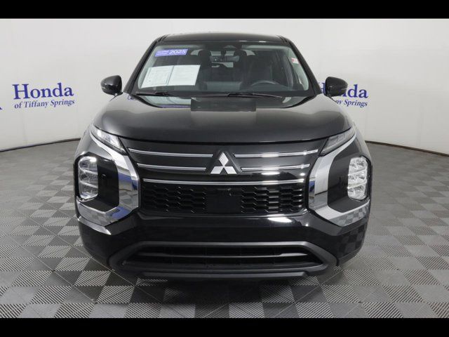 2025 Mitsubishi Outlander ES