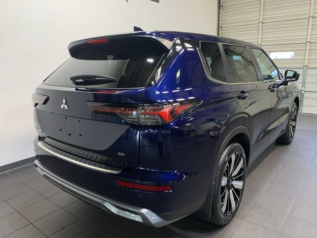 2025 Mitsubishi Outlander SE
