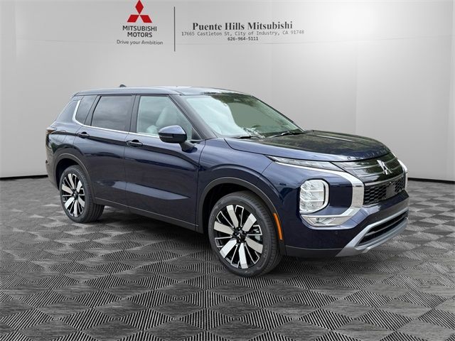 2025 Mitsubishi Outlander SE