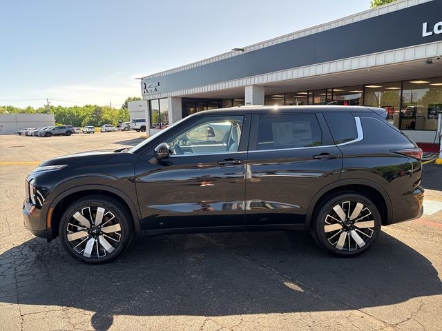 2025 Mitsubishi Outlander SE