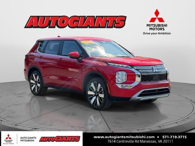2025 Mitsubishi Outlander SE