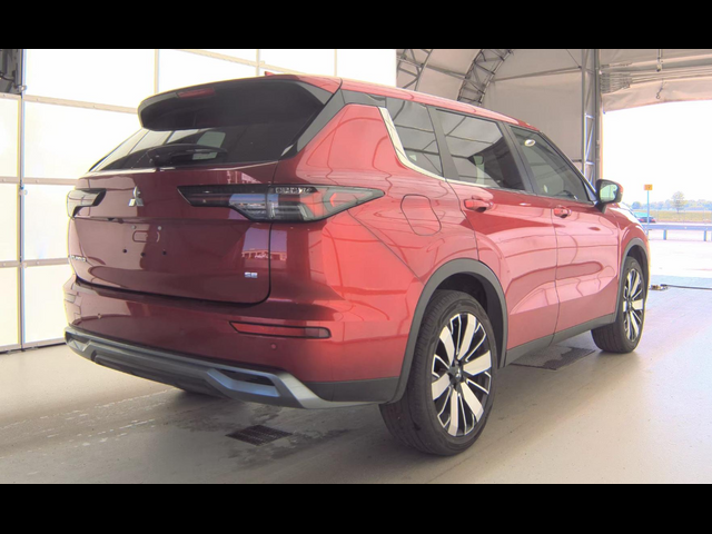 2025 Mitsubishi Outlander SE