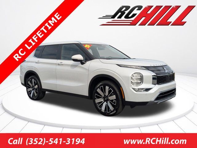 2025 Mitsubishi Outlander SE