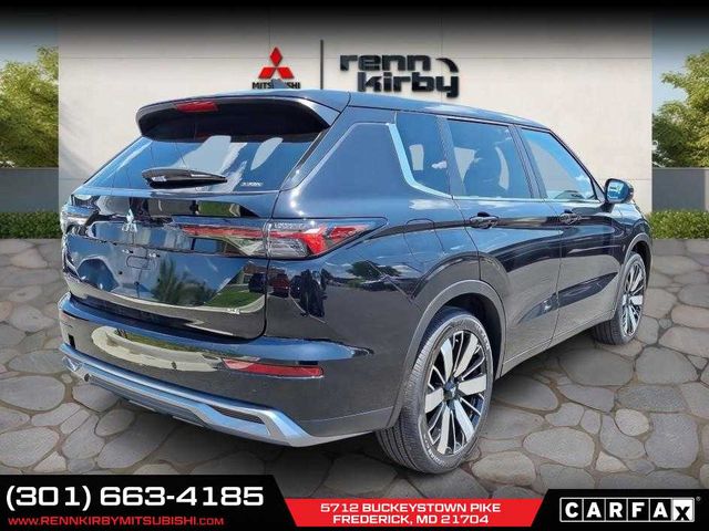 2025 Mitsubishi Outlander SE