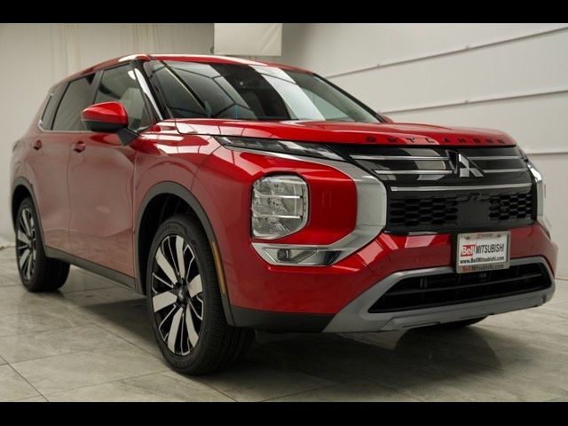 2025 Mitsubishi Outlander SE