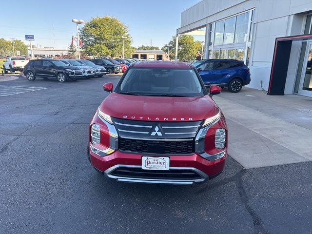2025 Mitsubishi Outlander SE
