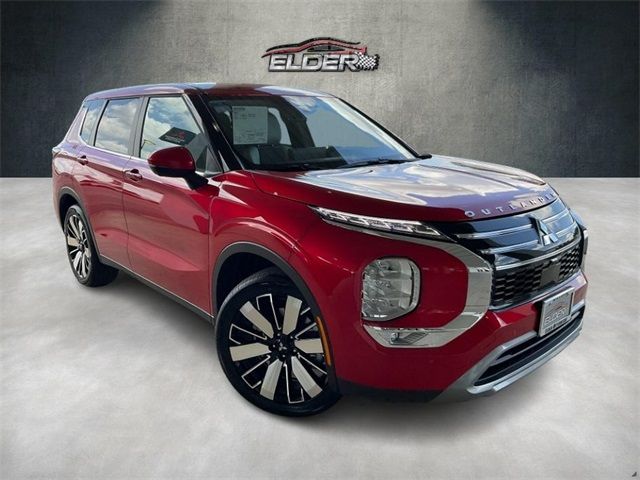 2025 Mitsubishi Outlander SE