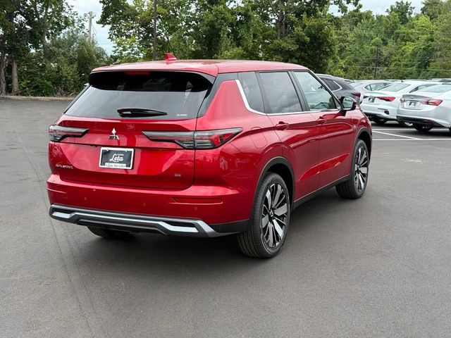 2025 Mitsubishi Outlander SE