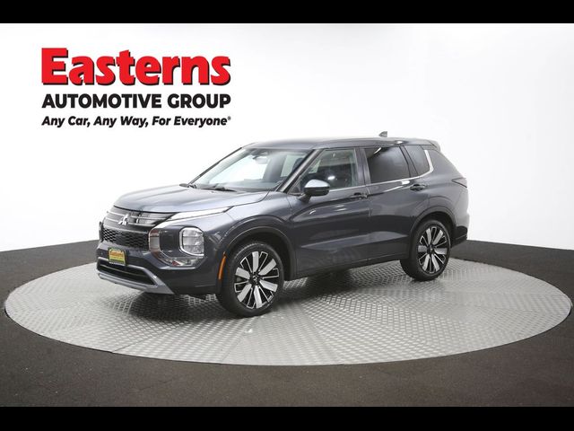 2025 Mitsubishi Outlander SE