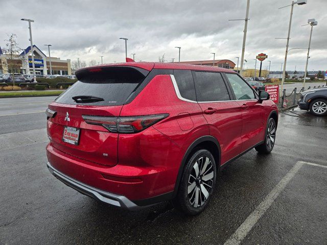 2025 Mitsubishi Outlander SE