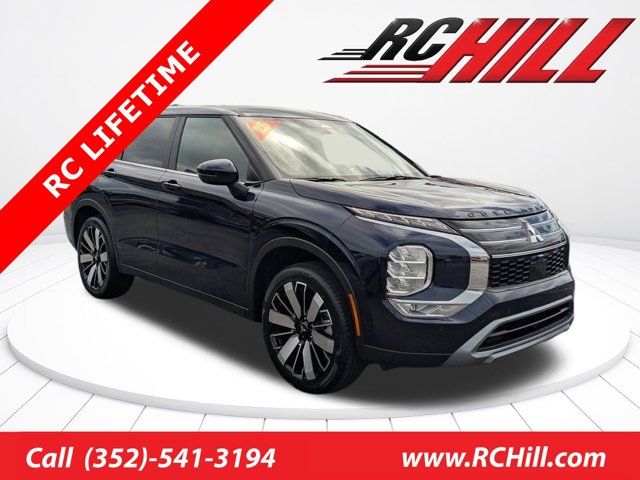 2025 Mitsubishi Outlander SE