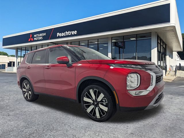 2025 Mitsubishi Outlander SE