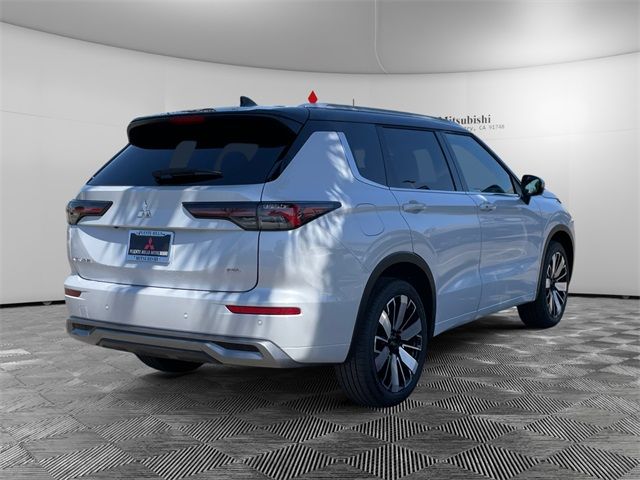 2025 Mitsubishi Outlander SEL