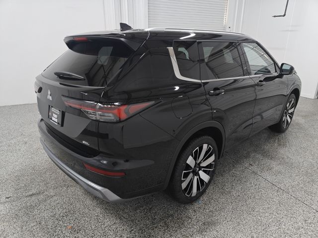 2025 Mitsubishi Outlander SEL