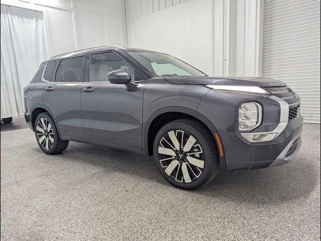 2025 Mitsubishi Outlander SEL