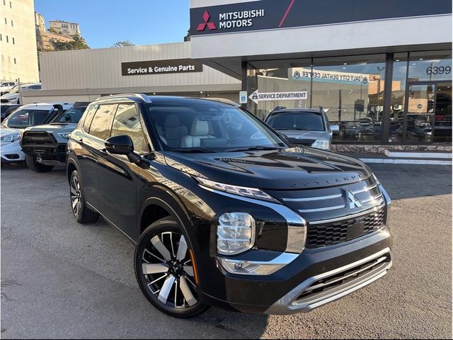 2025 Mitsubishi Outlander SEL