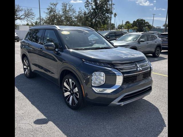 2025 Mitsubishi Outlander SEL