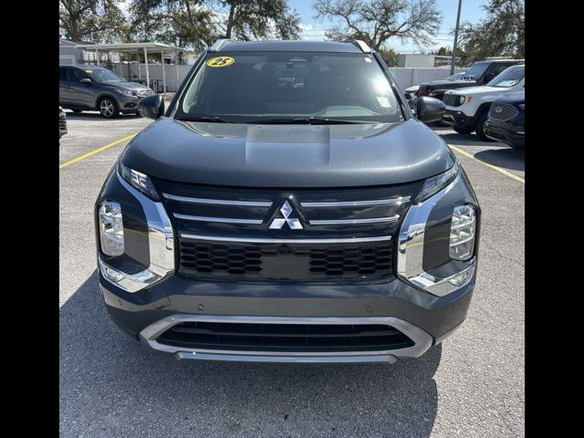 2025 Mitsubishi Outlander SEL
