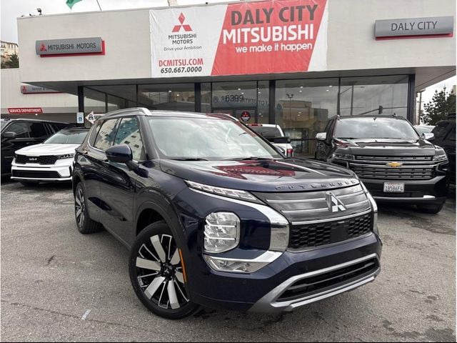 2025 Mitsubishi Outlander SEL