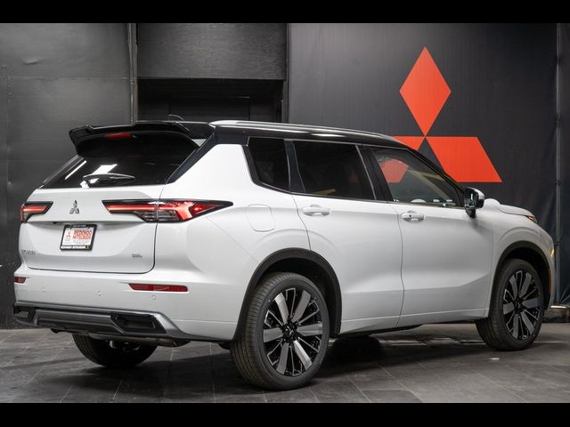 2025 Mitsubishi Outlander SEL