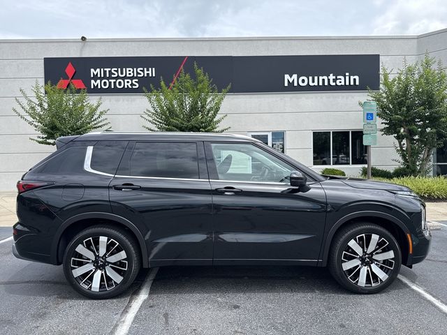 2025 Mitsubishi Outlander SEL