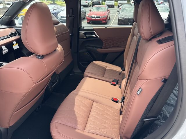 2025 Mitsubishi Outlander SEL