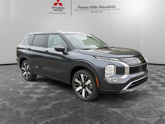 2025 Mitsubishi Outlander SEL