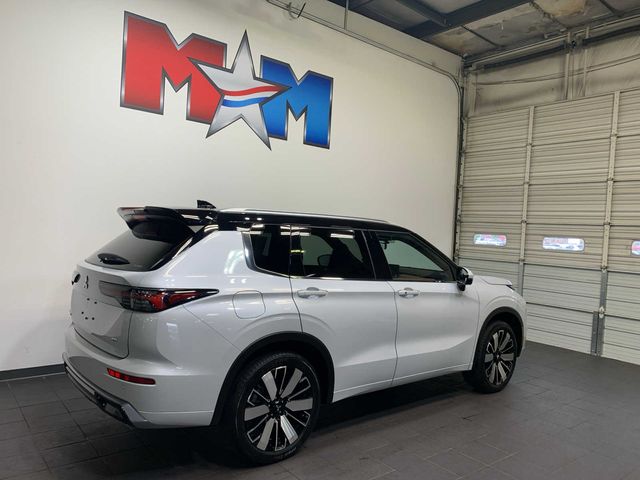 2025 Mitsubishi Outlander SEL