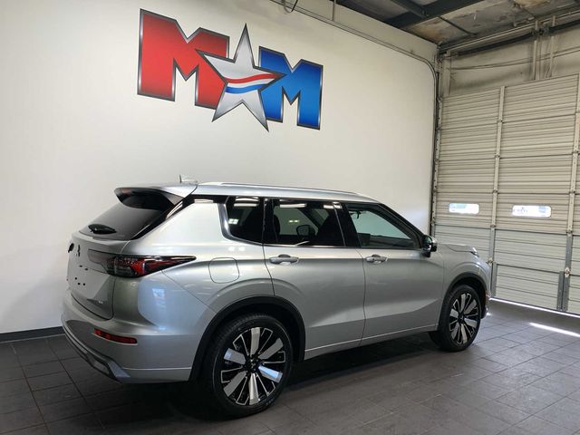 2025 Mitsubishi Outlander SEL