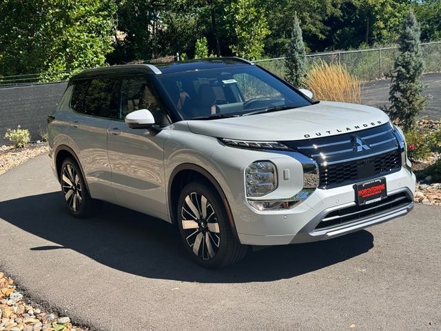 2025 Mitsubishi Outlander SEL