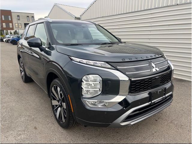 2025 Mitsubishi Outlander SEL