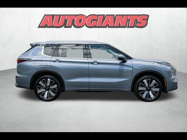 2025 Mitsubishi Outlander SEL