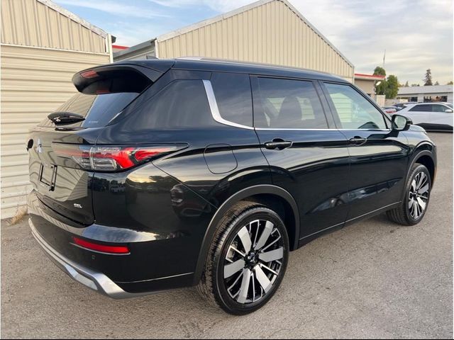 2025 Mitsubishi Outlander SEL