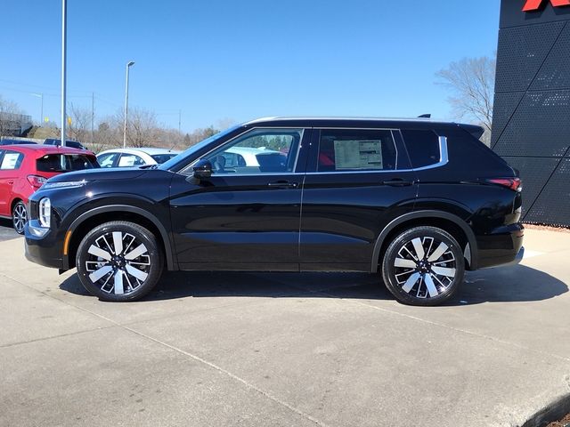 2025 Mitsubishi Outlander SEL