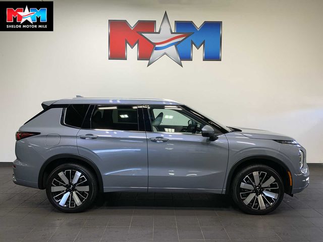 2025 Mitsubishi Outlander SEL