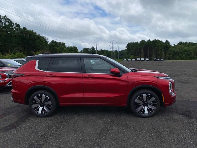 2025 Mitsubishi Outlander SEL