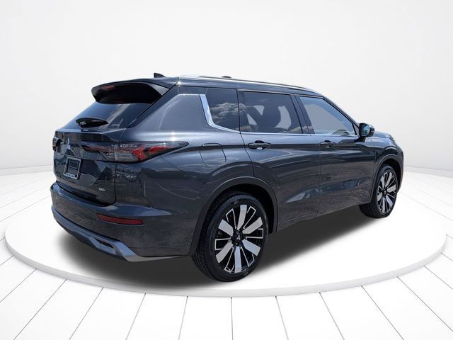 2025 Mitsubishi Outlander SEL