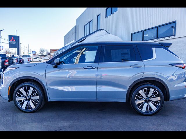 2025 Mitsubishi Outlander SEL