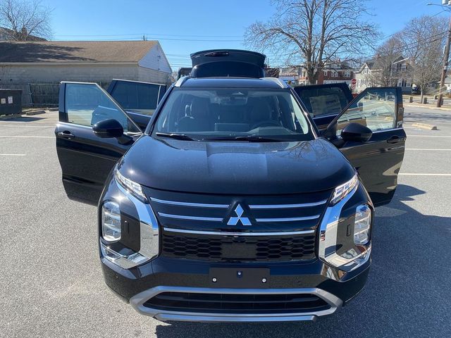 2025 Mitsubishi Outlander SEL