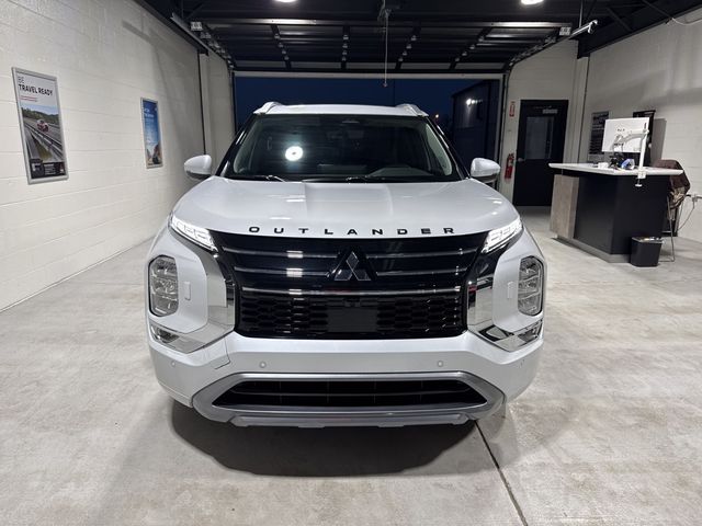 2025 Mitsubishi Outlander SEL