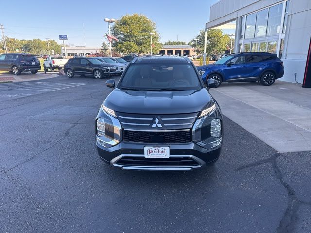 2025 Mitsubishi Outlander SEL