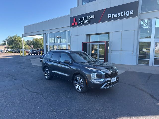 2025 Mitsubishi Outlander SEL