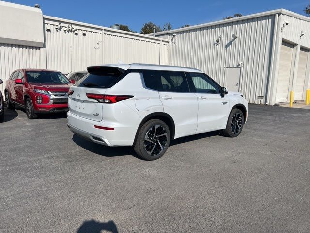 2025 Mitsubishi Outlander Plug-In Hybrid SEL